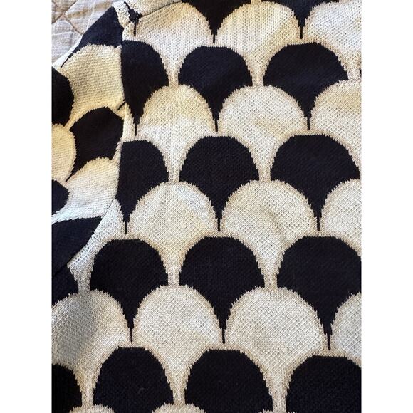 Ann Taylor XL Scallop Pattern Cardigan Black White Button Knit Retro Mod Chic - Picture 9 of 11